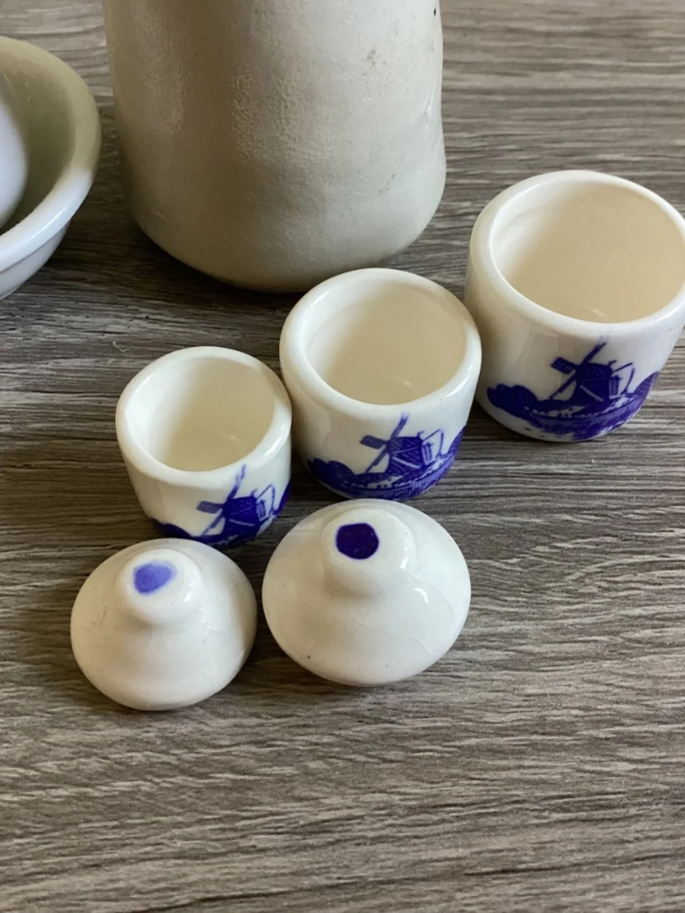 Dollhouse Miniatures Lot Ceramic Pottery Blue & White Delft Canisters Pitcher